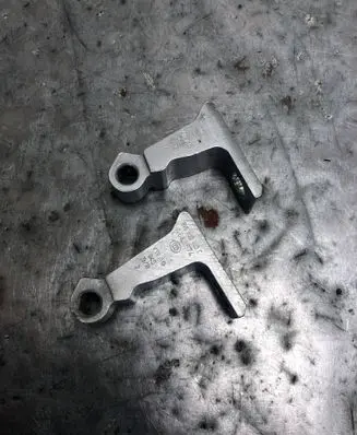 Volkswagen PASSAT B8 Rear door lower hinge 8X0831403EBILI 8X0831403E 8V5833403C
