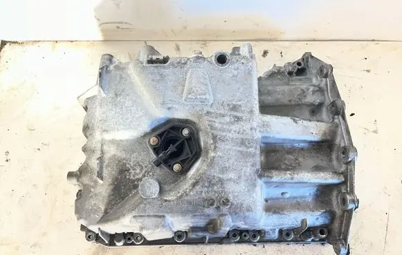 Mercedes-Benz A W176 Oil sump A6510140100