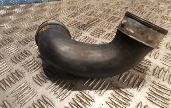 Mercedes-Benz C W203 Intercooler hose/pipe 2035282882