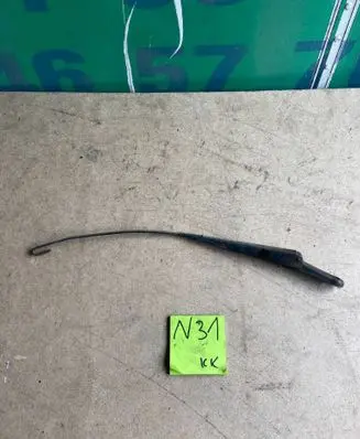 Skoda Favorit (781) Front wiper blade arm