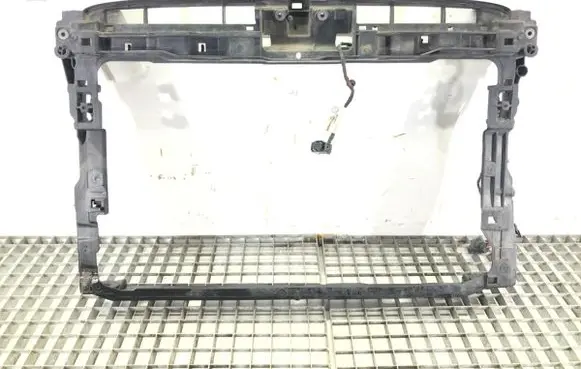 Volkswagen PASSAT B8 Front bodywork piece 