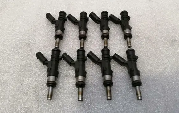 Mercedes-Benz C W204 Fuel injectors set A1560780023