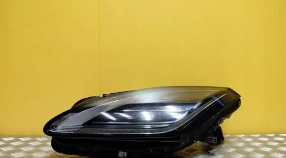 Jaguar E-Pace Headlight/headlamp J9C3-13W030-GC 2706