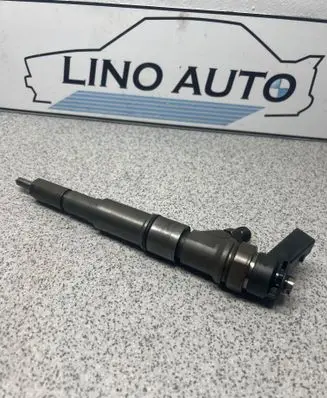 BMW 5 E60 E61 Fuel injector 7794652 0445110212