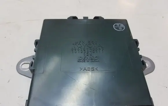 Lexus IS 220D-250-350 Parking PDC control unit/module 8967053040 1012380111