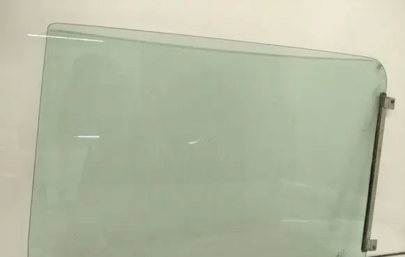 Ford Transit Front door window glass four-door 43R00098