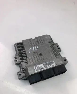Peugeot 308 Engine control unit/module ECU 9801622880 9666681180