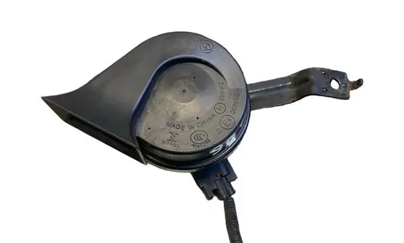 Opel Mokka Horn signal 95066880 A045299 E4000099