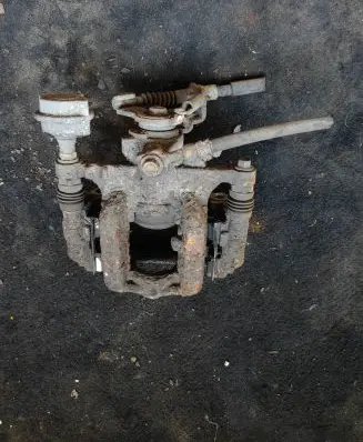 Chevrolet Cruze Rear brake caliper