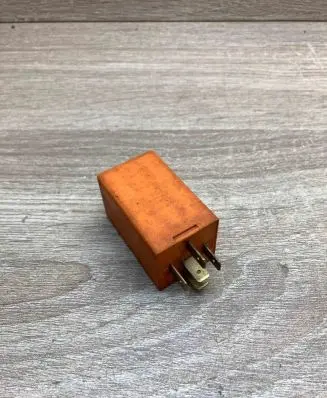 Ford Mondeo Mk III Other relay 68125