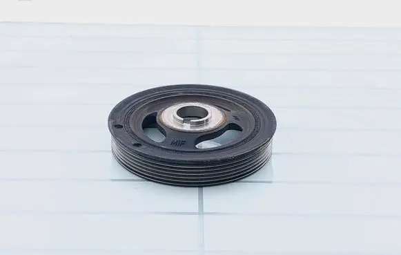 Citroen C5 Crankshaft pulley E1101244 E110124A