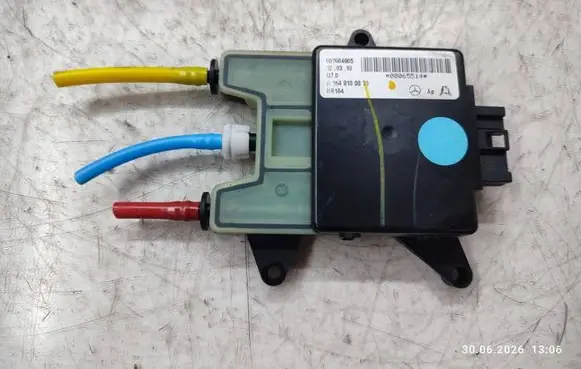 Mercedes-Benz ML W164 Seat control module A0008006778