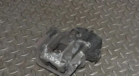 BMW X3 F25 Rear brake caliper