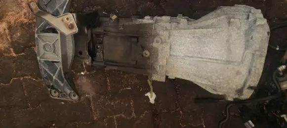 BMW 5 E60 E61 Manual 7 speed gearbox 7533818