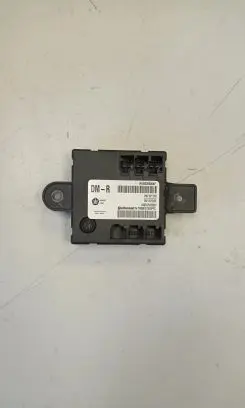 Chrysler Pacifica Sliding door control unit/module 68225096AF P68225096AF A2C7475250600