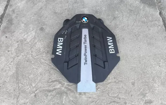 BMW X5M E70 Engine cover (trim) 7577459 527945