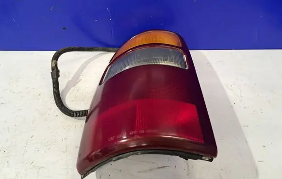Chevrolet Tahoe Rear/tail lights 16525375