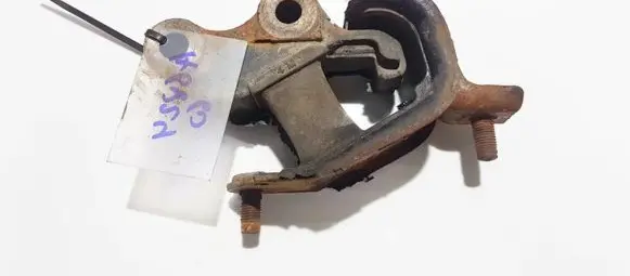 Honda Accord Engine mount bracket