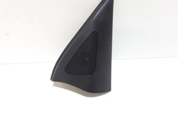 Hyundai Santa Fe Front door high frequency speaker 876612B010