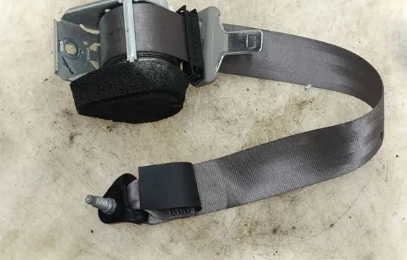 Citroen C5 Rear seatbelt 96561744GW 040907 686554