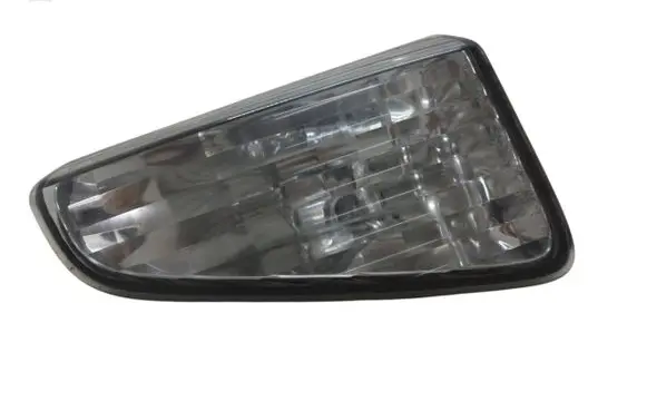 Nissan Murano Z50 Tailgate rear/tail lights P2942R P2942