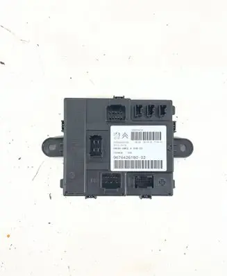 Citroen C4 Grand Picasso Tailgate/trunk control unit/module 9676426180
