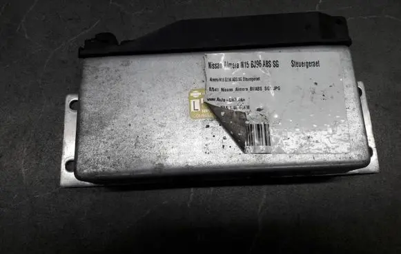 Nissan Almera Engine control unit/module ECU 478501N600