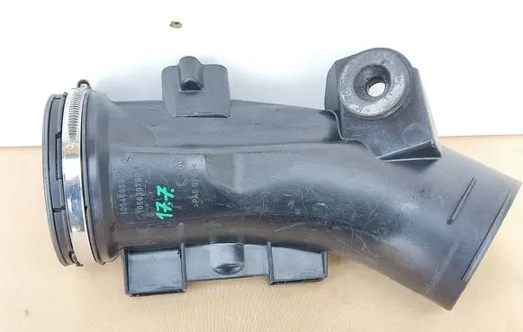BMW X3 F25 Air intake hose/pipe 1054695S02 1056367S01 13717583714