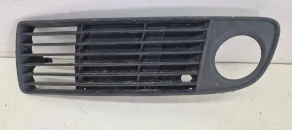 Audi A6 S6 C5 4B Front bumper lower grill 4B0807681S