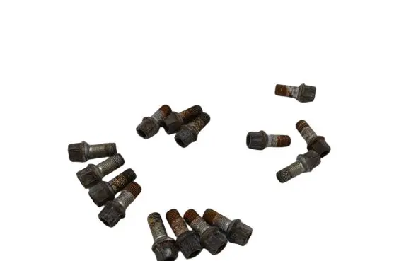 Audi A6 S6 C6 4F Nuts/bolts 