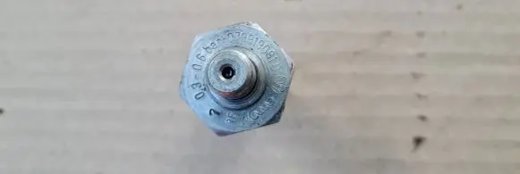 Audi A6 C7 Oil pressure sensor 079919081D