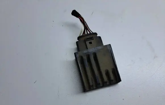 Volkswagen PASSAT B8 Fuel injection pump control unit/module 3Q0906121B