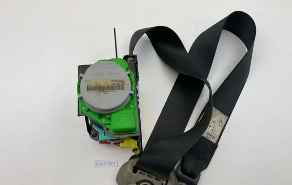 Toyota Corolla E140 E150 Front seatbelt 3063560