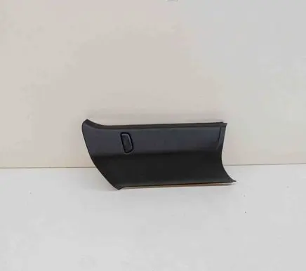 (C) pillar trim