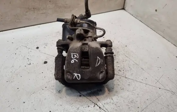 Volkswagen PASSAT B6 Rear brake caliper