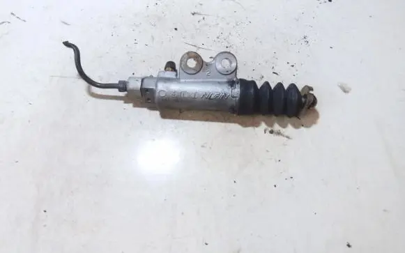 Clutch master cylinder