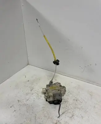 Audi A4 S4 B7 8E 8H Rear door lock 8E0839015AA