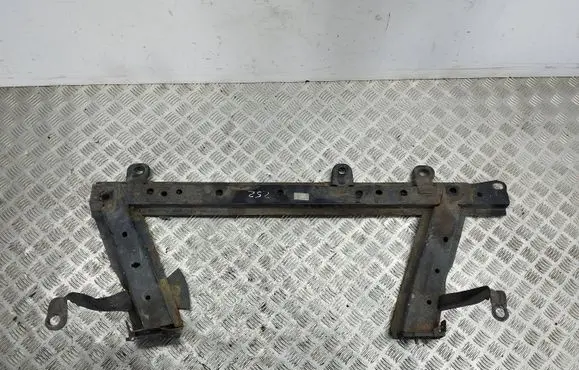 Renault Clio IV Front subframe