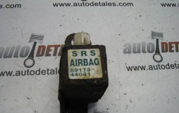 Toyota Avensis Verso Airbag deployment crash/impact sensor 8917344041