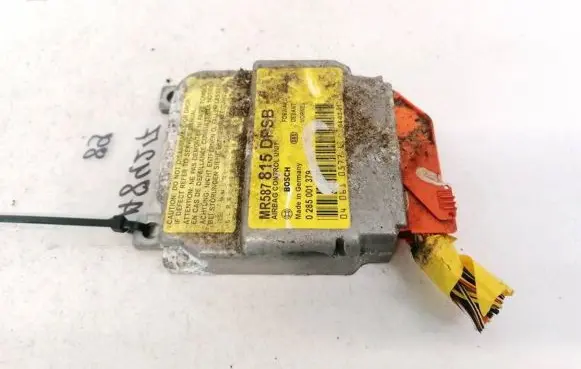 Mitsubishi Space Star Airbag control unit/module MR587815DPSB 0285001379