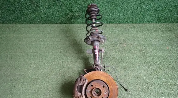 Dacia Sandero III Front wheel hub spindle knuckle 