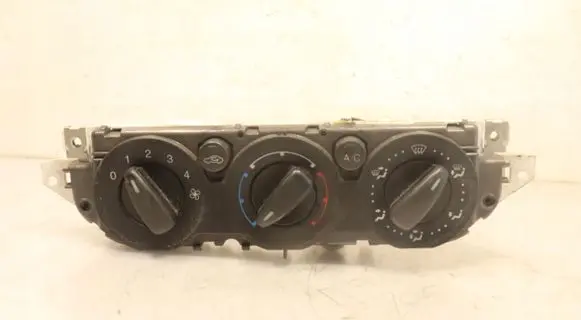 Ford Focus Interior fan control switch 