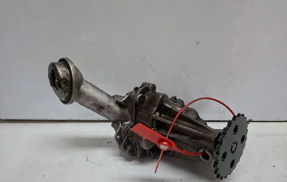 Renault Megane IV Oil pump S27647081 150007041R