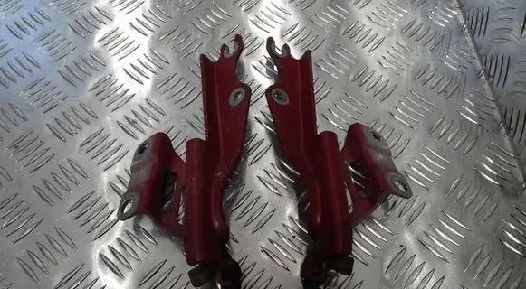 Mazda 6 Engine bonnet/hood hinges
