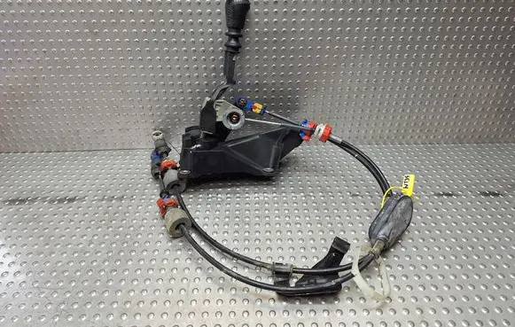 Nissan Qashqai Gear shifter/selector 