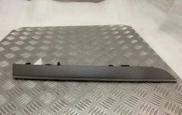 Volvo XC90 Dashboard glove box trim 31366523