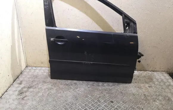 Volkswagen Polo III 6N 6N2 6NF Front door