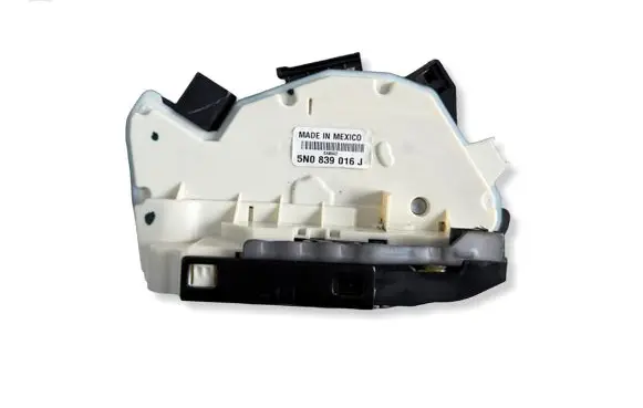 Volkswagen Amarok Rear door lock 5N0839016J