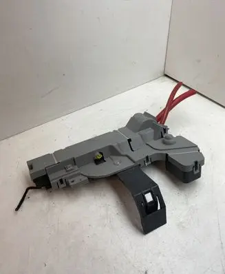 Volvo S60 Fuse module 32200086