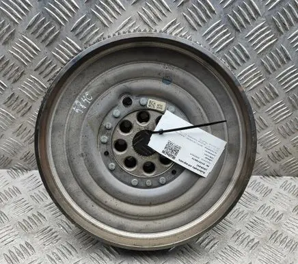 Mercedes-Benz GLA W156 X156 Flywheel A2700301005 18578997